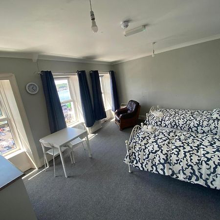 Yellow House Apartment Bantry Bagian luar foto
